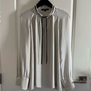 NWOT Derek Lam Cream and Navy Striped 100% Silk Blouse - Size 8